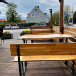 Huses Restaurang Pizzeria Hb Utomhus