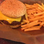 Lily's Burger Soedermannagatan Mat