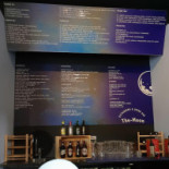 The-moon Restaurang Mat