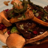 Gaestis Kafe Matsalar Mat