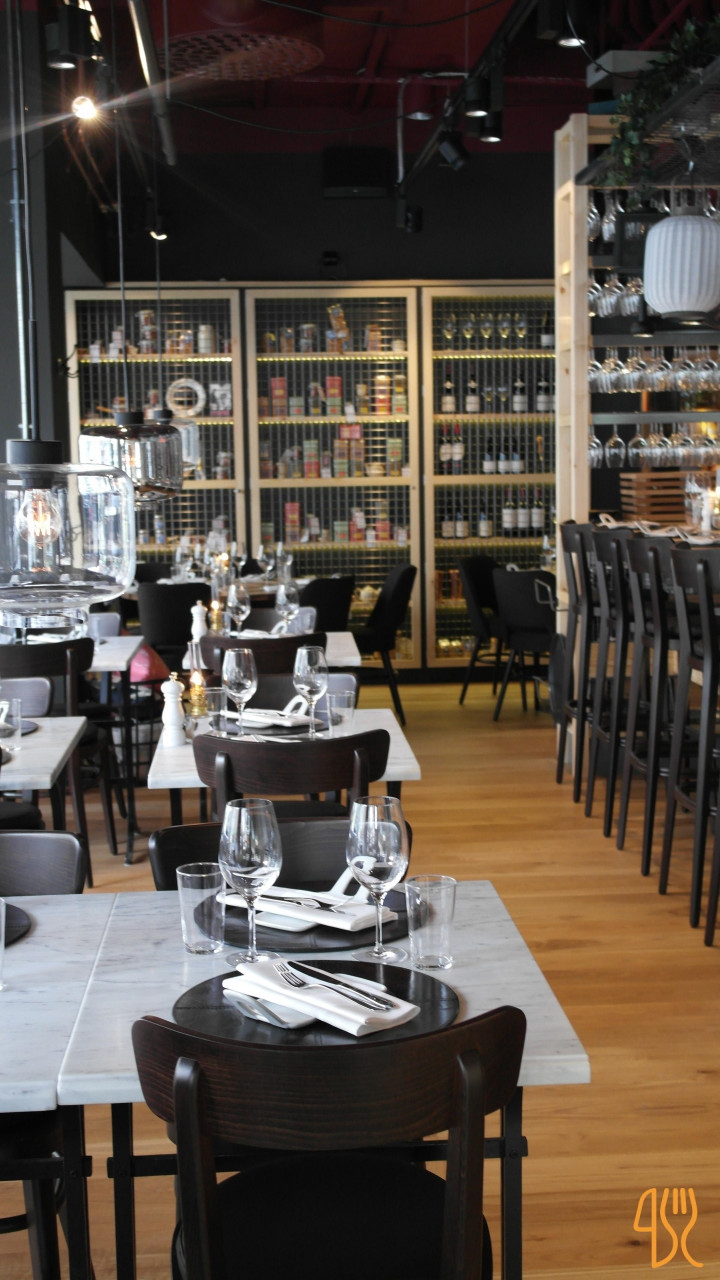 Kitchen Table Kungsholmen Utomhus