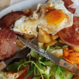 Huses Restaurang Pizzeria Hb Mat