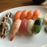 Träkvista Sushi Café Mat