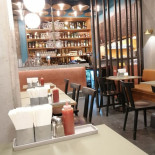 Phil's Burger Danderyd Mat