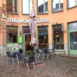 Ja Thai Wok Sushi Utomhus