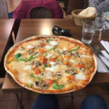 Svea Pizzeria Mat