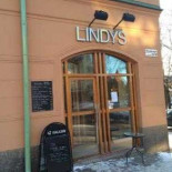 Lindys Utomhus