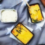 Niyoms Kök Thaimat För Avhämtning Mat