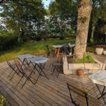 Niyoms Kök Thaimat För Avhämtning Utomhus