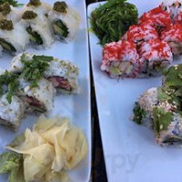 Sushibaren food