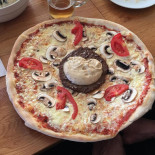 Sallams Faernabos Pizzeria Mat