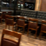 Ada's Charcoal Grill Inomhus