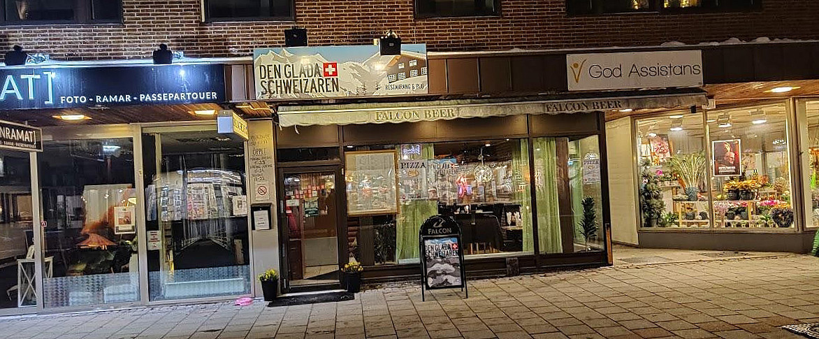 Den Glada Schweizaren Utomhus