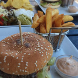 Charlie's Company AbÄven Kallat Charlie's Mat