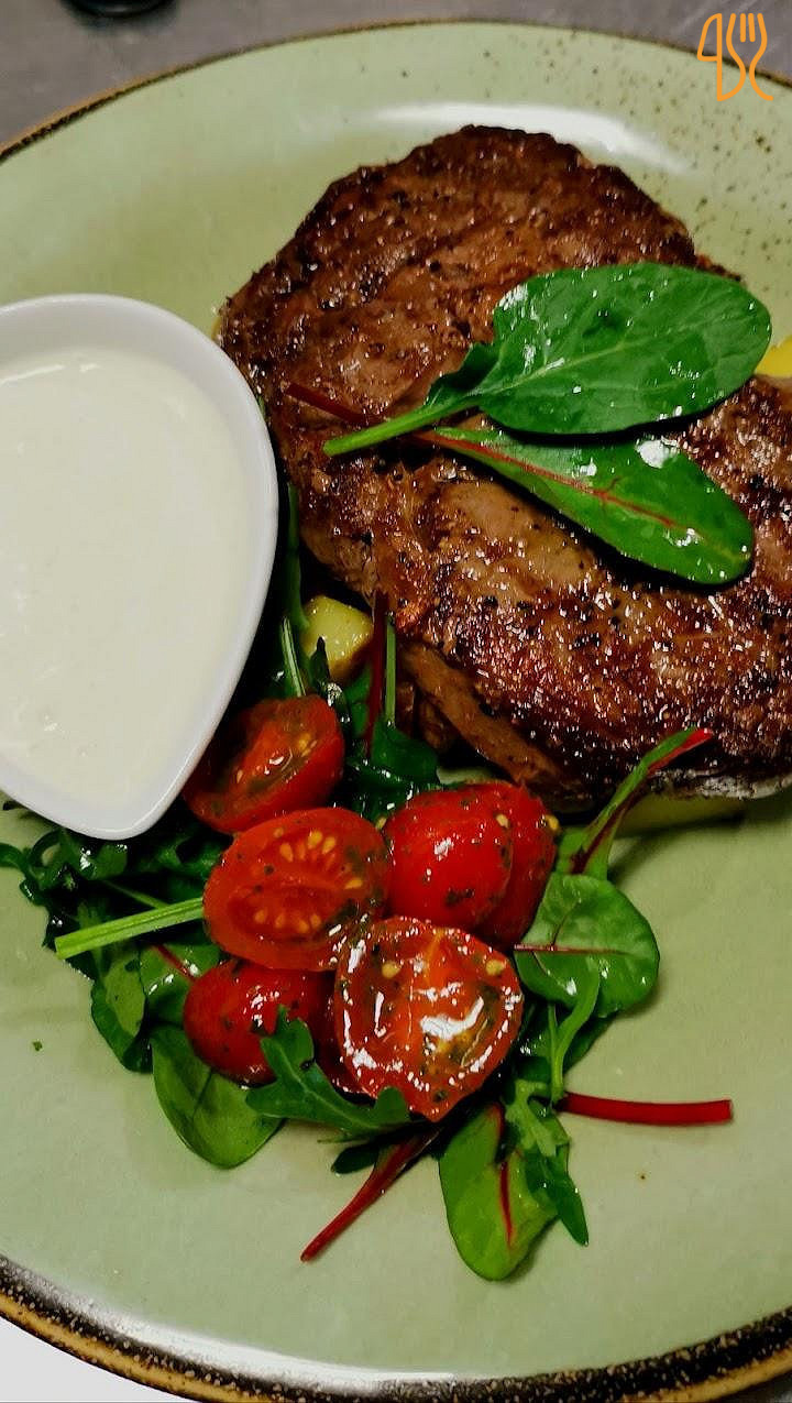 Basilico. Al Forno, Trattoria Italiano Since.2018 Mat