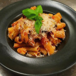 Basilico. Al Forno, Trattoria Italiano Since.2018 Mat