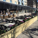 Caliente Tapas Enkoeping Utomhus