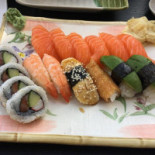 Four Small Dishes Mat