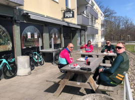 Knislinge Pizzeria Hb outside
