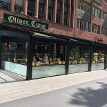 Oliver Twist Utomhus