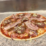 Pizzeria Ferrari Mat