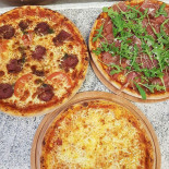 Pizzeria Ferrari Mat