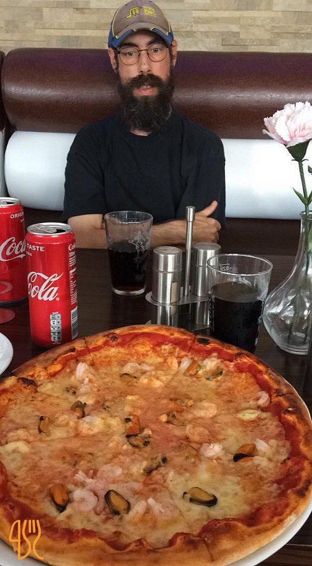 Familje Restaurang Pizzeria Mat
