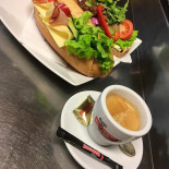 Lé Bien Bistro Mat