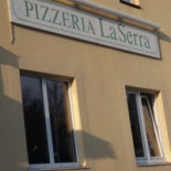 Pizzeria La Serra Utomhus