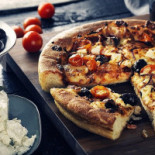 Pizza Hut Heron City Mat