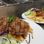 Restaurang Pizzeria Gul Och Blaa Mat