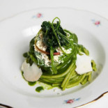 Viskningar Rop Dryck