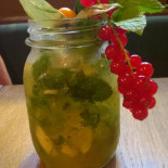 Strandflickornas Havshotell Dryck