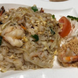 Mama Ye's Sushi Thai Mat