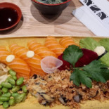 Mama Ye's Sushi Thai Mat