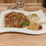 Mama Ye's Sushi Thai Mat