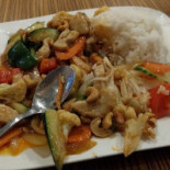 Mama Ye's Sushi Thai Mat