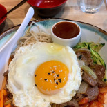 Mama Ye's Sushi Thai Mat