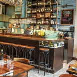 Fat Franks Pizza Wine Inomhus