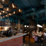 Phil's Burger Danderyd Inomhus