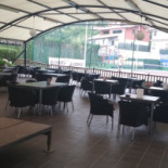 Phil's Burger Danderyd Inomhus