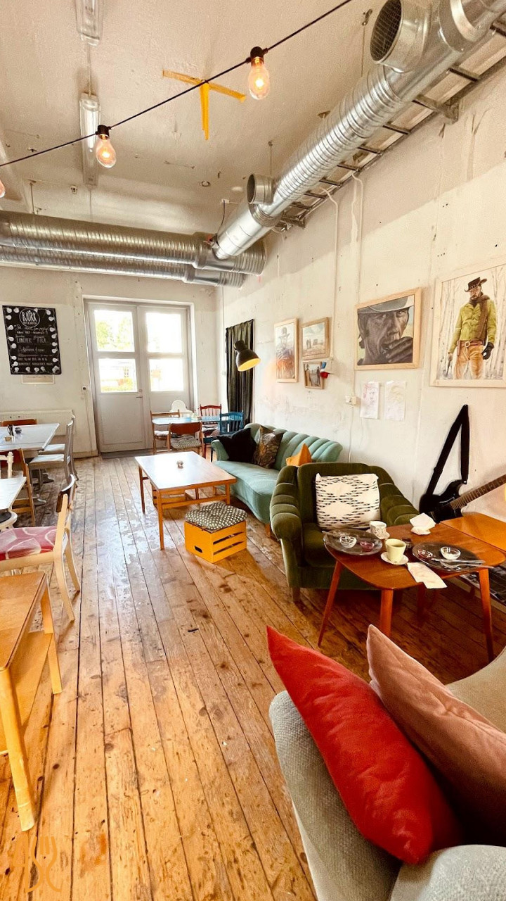 Björk Inomhus