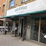 Friends Fika And Food Utomhus