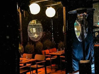 Greek Taverna Giamas