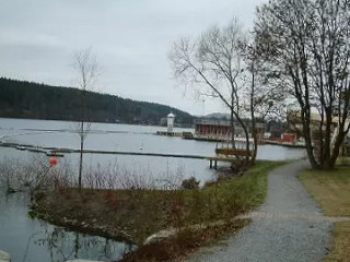 Bryggan JÄrla SjÖ