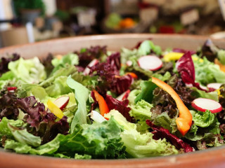 Kinnarps Pizzeria Och Restaurang