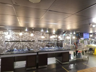 Bagel Street Café
