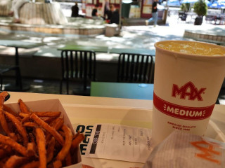 Max Burgers