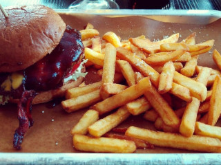 Restaurang Maxim I Hoeoer, Ab