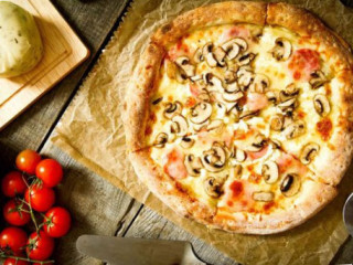 Linero Pub Och Pizzeria